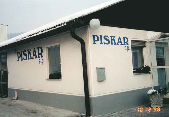 Zgodovina/Piskar-Dunajska-cesta-421